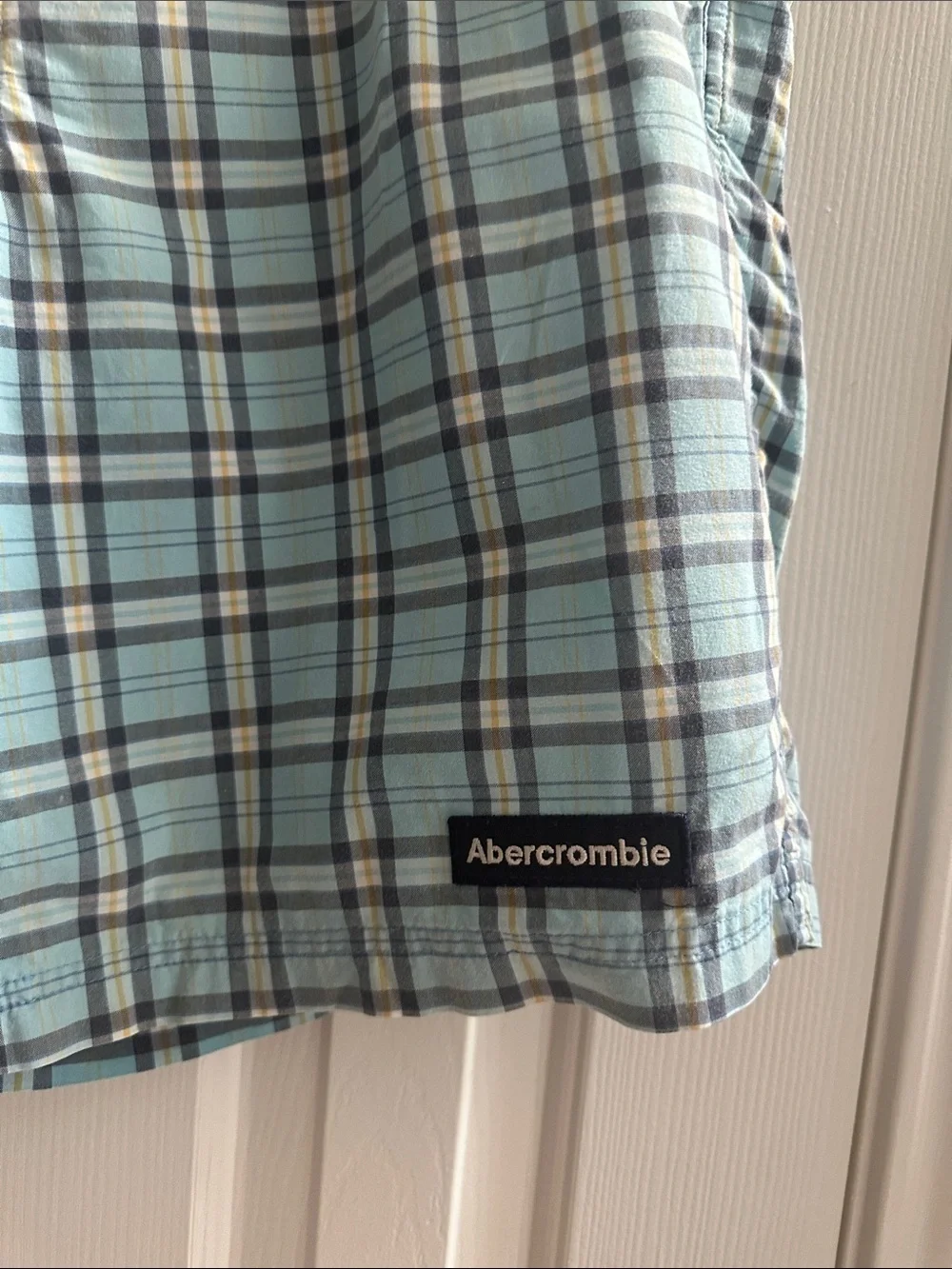 Abercrombie & Fitch Y2K Light Blue and Navy Plaid Swim Trunks M 2000s Preppy